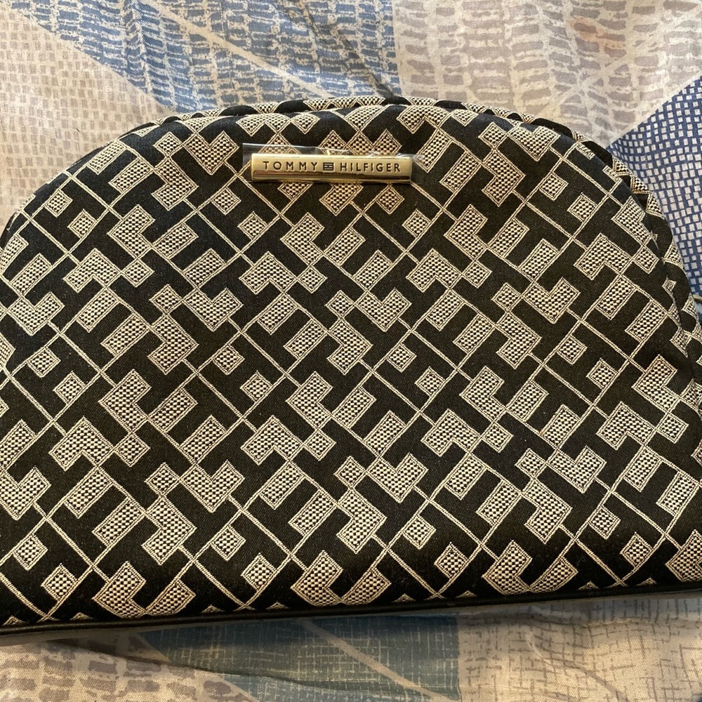 Tommy Hilfiger Makeup Case